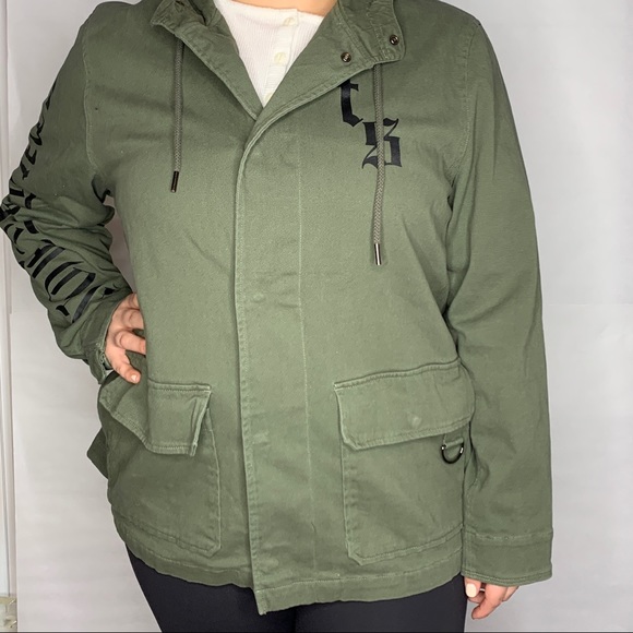 taylor swift camo jacket